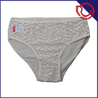 لباس زیر زنانه