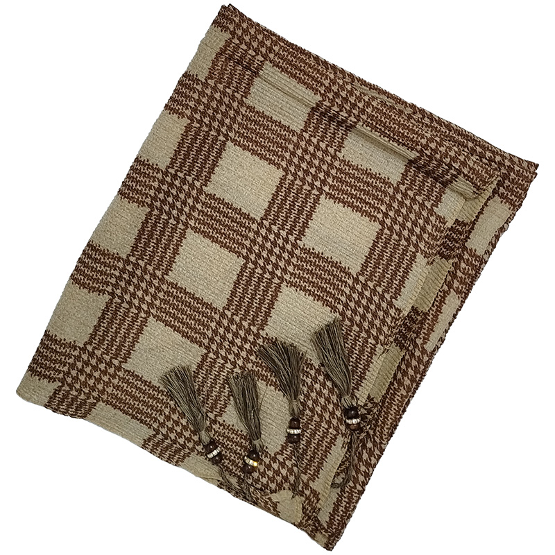 شال برشکا چهارخونه منگوله دار A8499